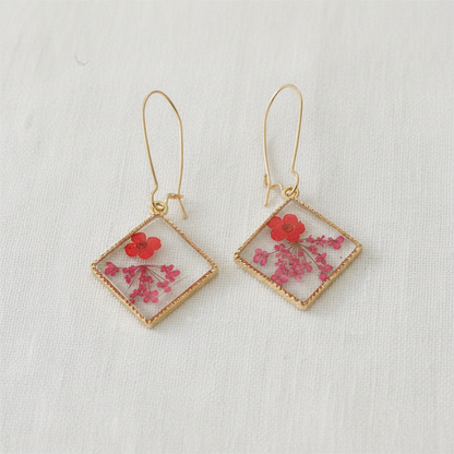 Square Dried Flower Earrings, Colorful Preserved Flower Drops, Botanical Resin Jewelry for Women