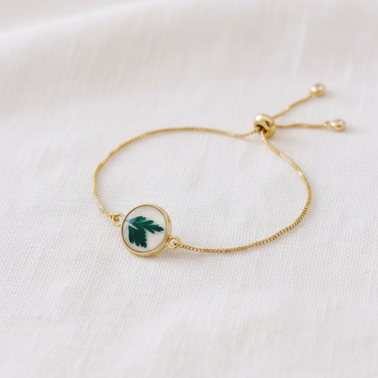 Geometric Botanical Leaf Slider Bracelet, Preserved Dried Flower Jewelry, Adjustable Nature Inspired Bracelet