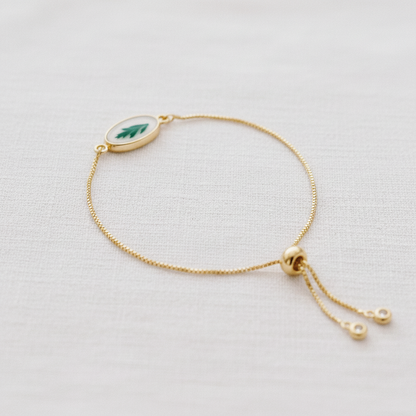 Geometric Botanical Leaf Slider Bracelet, Preserved Dried Flower Jewelry, Adjustable Nature Inspired Bracelet
